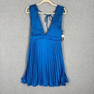 Sincerely Jules Dress Medium Blue Satin Pleated Cord Flowy Party Cocktail Cruise